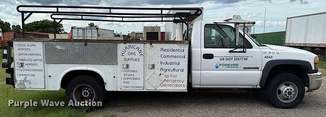 Image of GMC 3500 equipment image 3