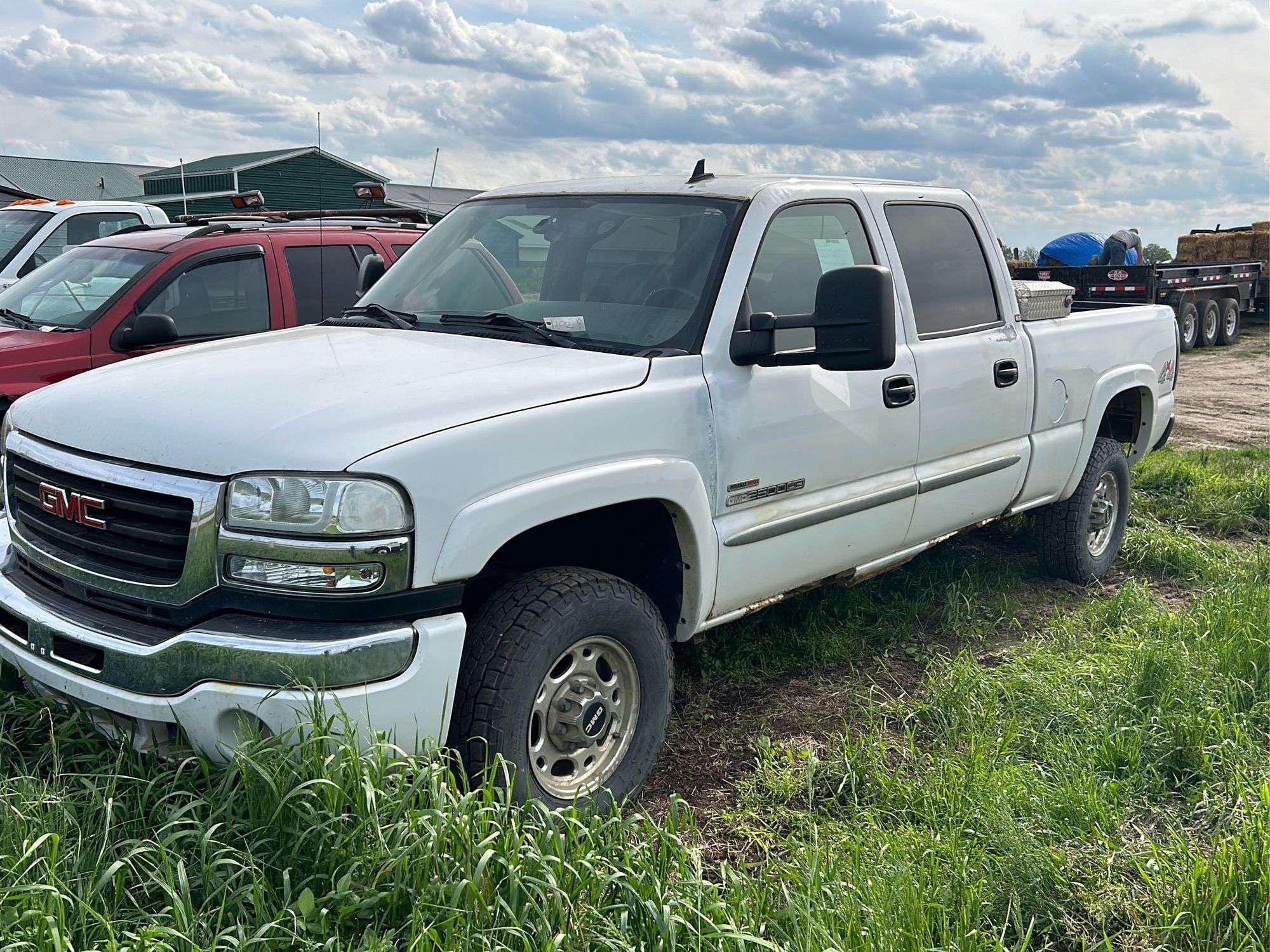 Main image GMC 2500HD