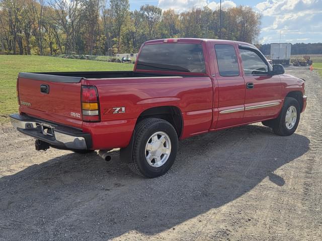 Image of GMC Z71 equipment image 4