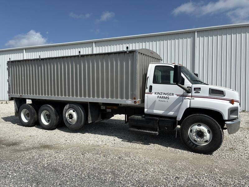 2006 GMC Topkick C8500 Equipment Image0