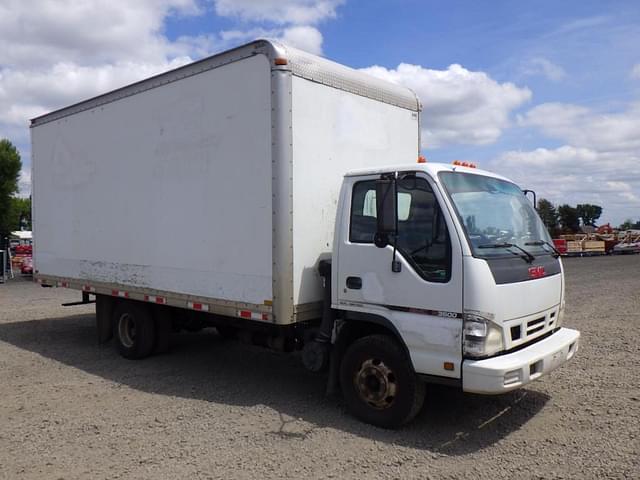Image of GMC W3500 equipment image 1