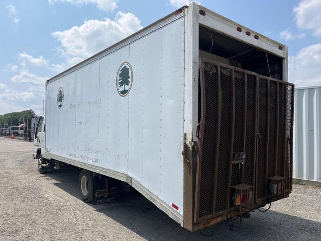 Image of GMC W4500 equipment image 1