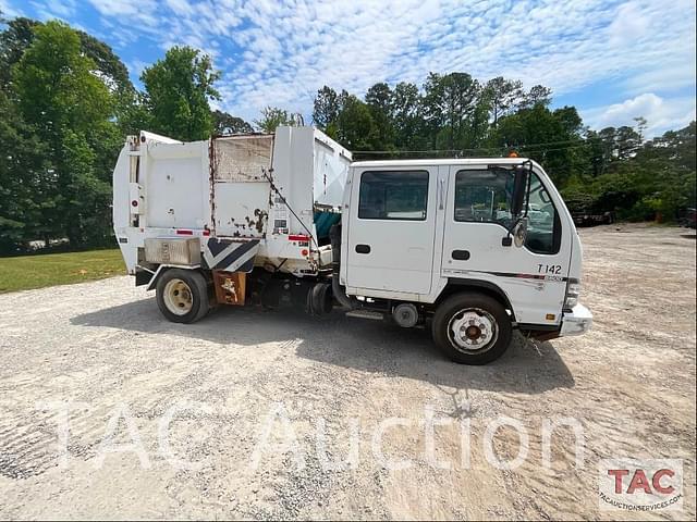 Image of GMC W5500 equipment image 1