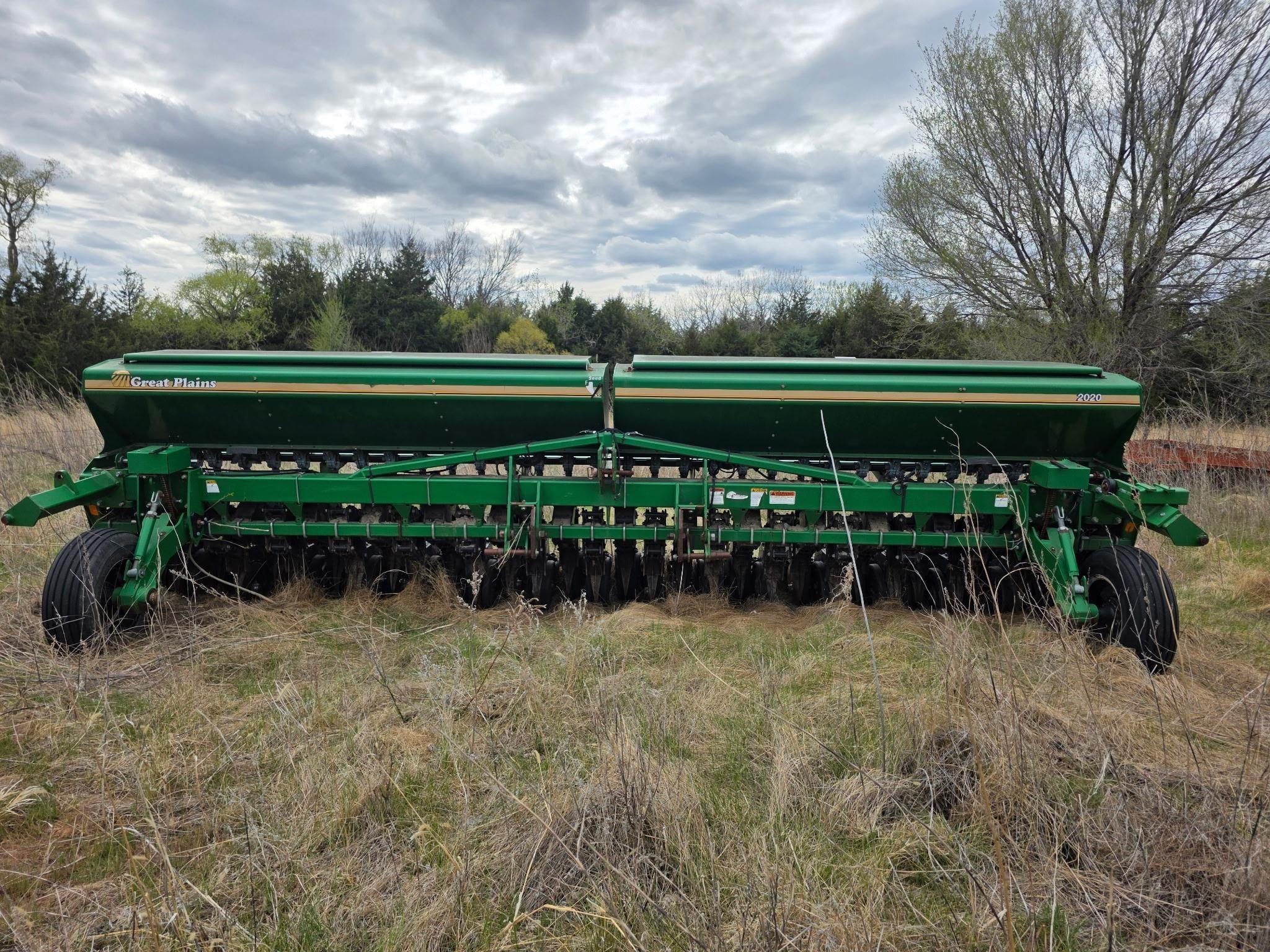 2006 Great Plains 2020 Equipment Image0