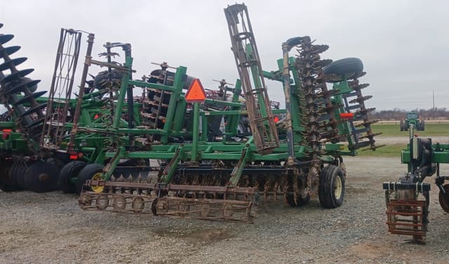 Image of Great Plains 2200TT-22 equipment image 1