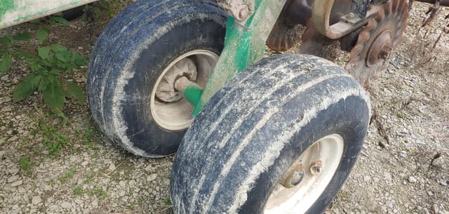 Image of Great Plains 3000TT equipment image 3