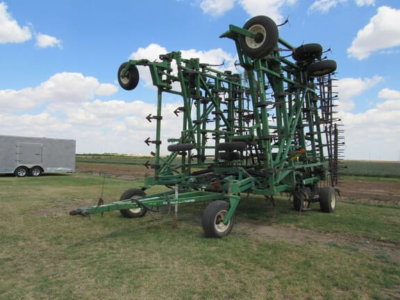 Main image Great Plains 7560