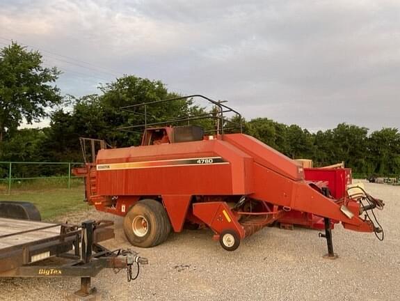 2006 Hesston 4760 Equipment Image0