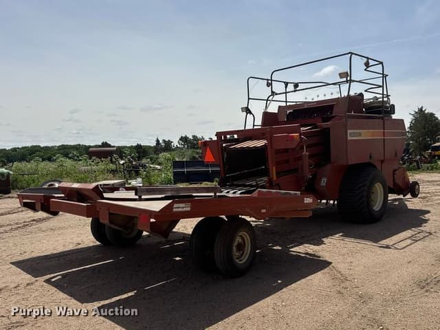 Image of Hesston 4790 equipment image 4