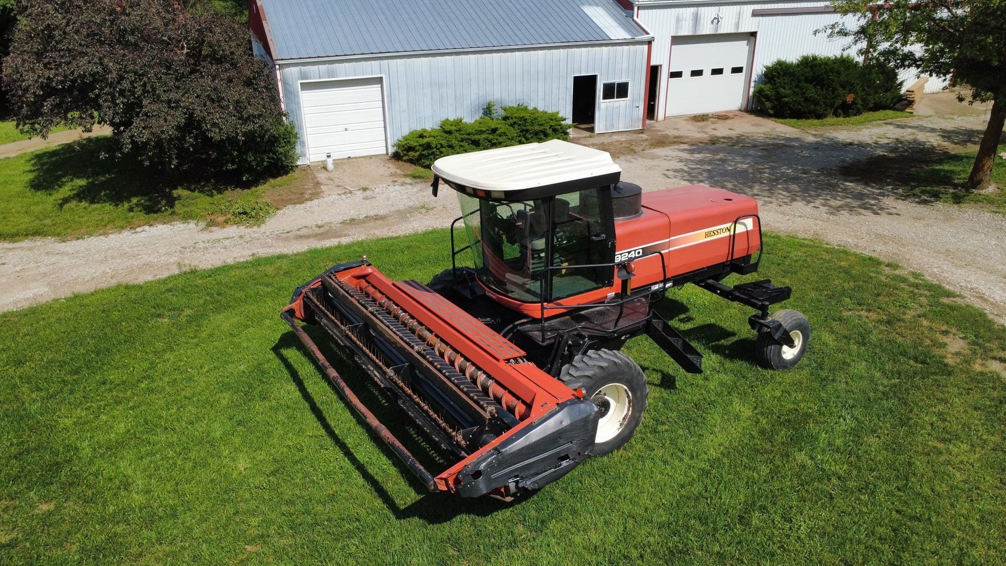 2006 Hesston 9240 Equipment Image0