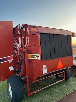 Image of Hesston 956 equipment image 2