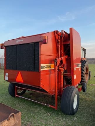 Image of Hesston 956 equipment image 3