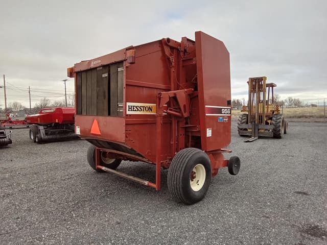 Image of Hesston 956A equipment image 3