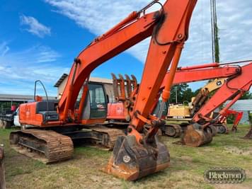 Main image Hitachi ZX200LC-3