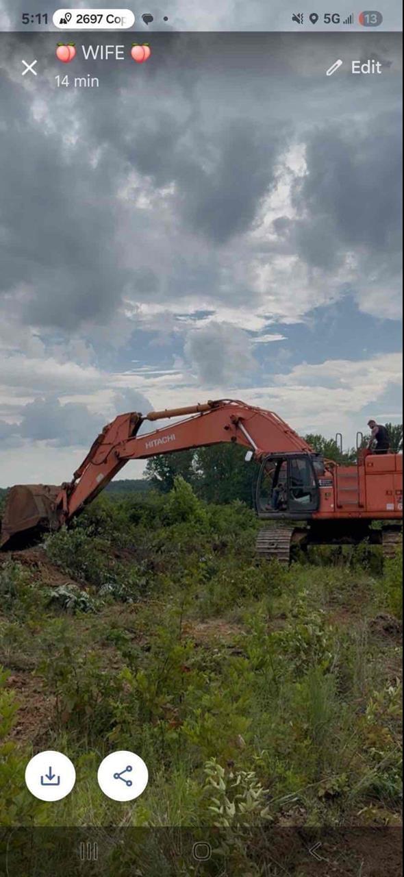 Image of Hitachi ZX650LC-3 equipment image 4