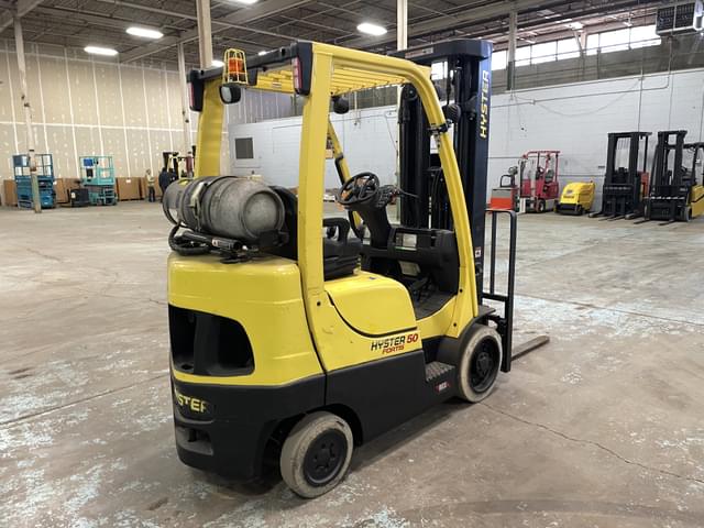 Image of Hyster S50FT equipment image 4