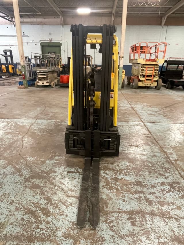 Image of Hyster S30FT equipment image 1