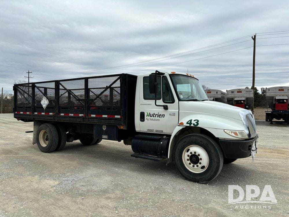 Main image International 4300