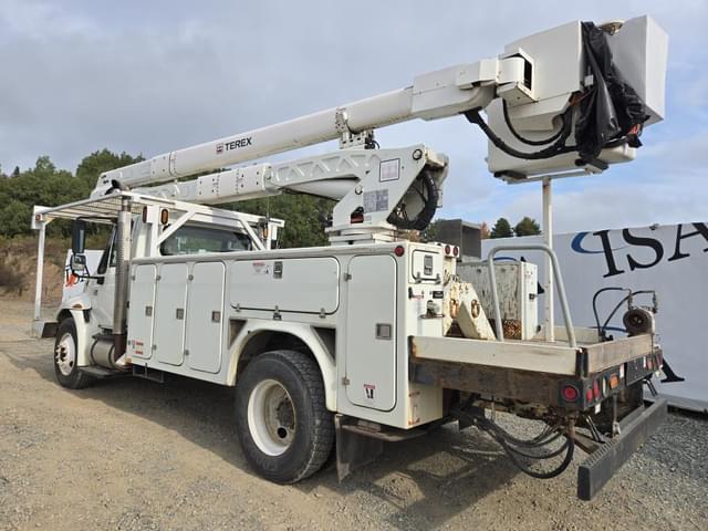 Image of International 4000 equipment image 2