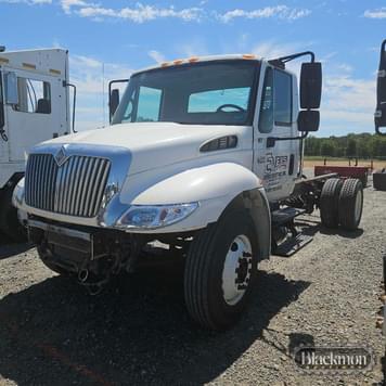 Main image International 4300