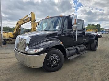 Main image International 4300