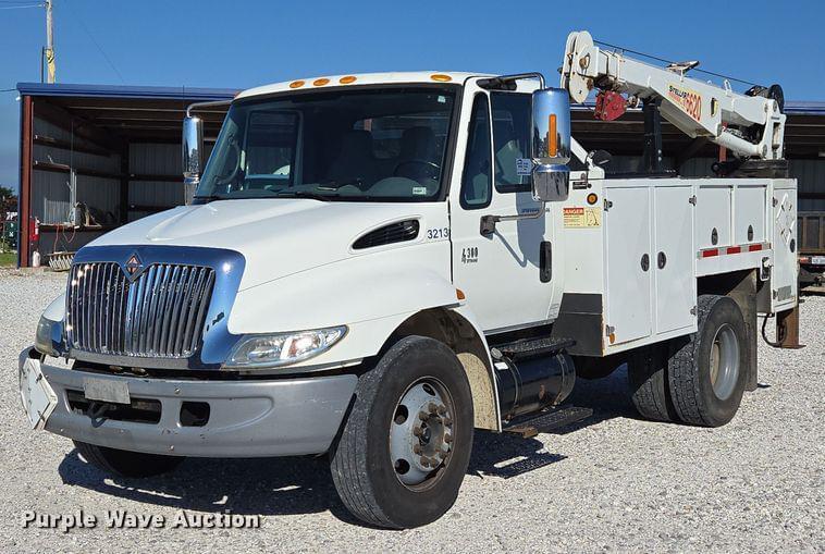 Image of International 4300 Primary image