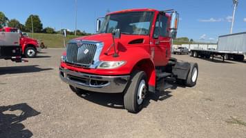 Main image International 4400