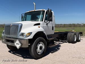 2006 International 7400 Image
