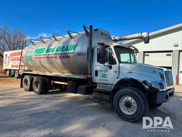 Main image International 7500