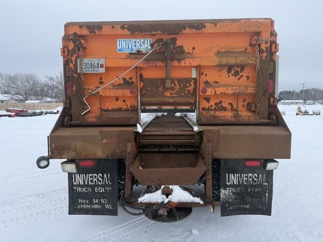 Image of International 7500 equipment image 4