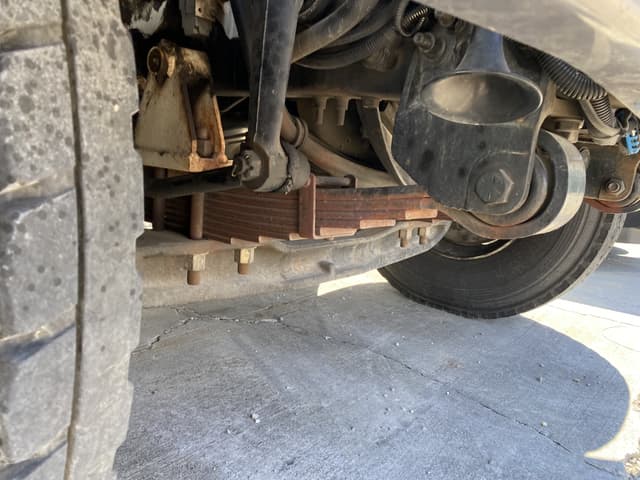 Image of International 7600 equipment image 4