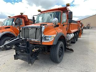 2006 International 7600 Equipment Image0