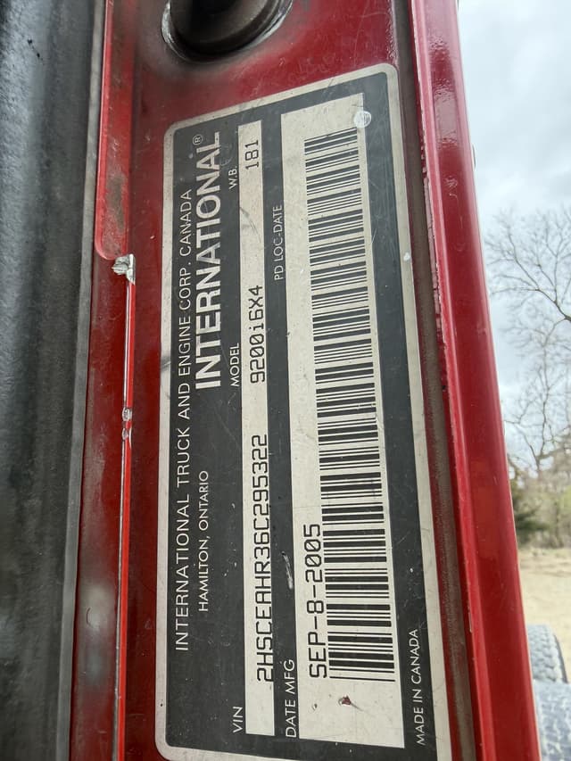 Image of International 9200i equipment image 3