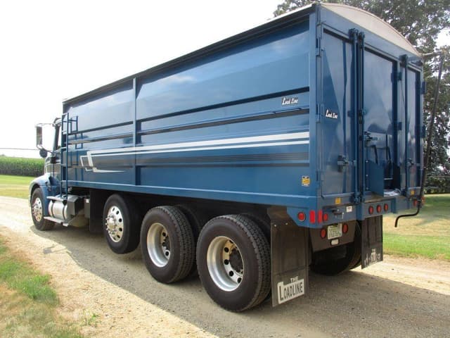 Image of International 9200 equipment image 3