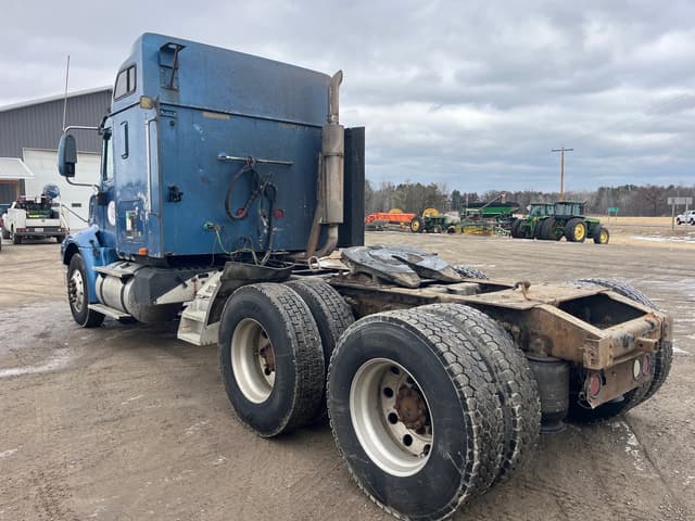 Image of International 9200i equipment image 2