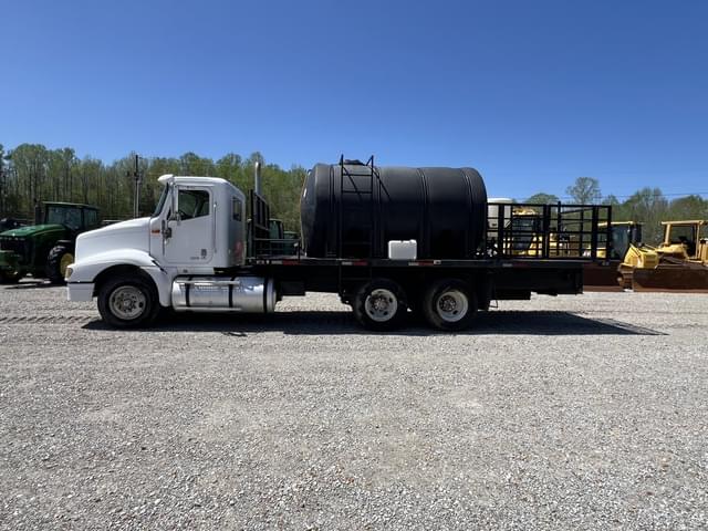 Image of International 9200 equipment image 1