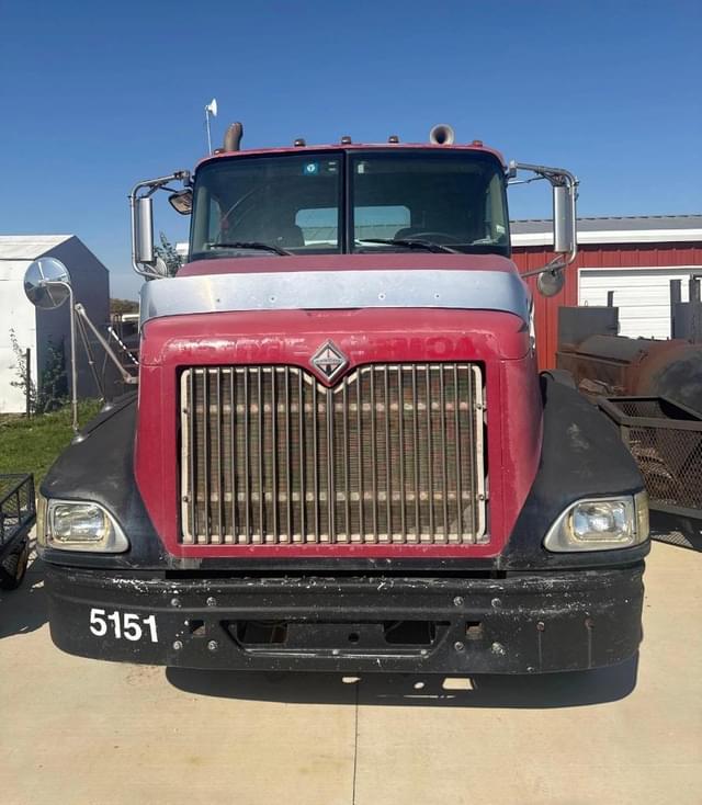 Image of International 9200i equipment image 1