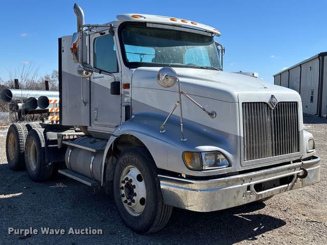 Image of International 9200i equipment image 2