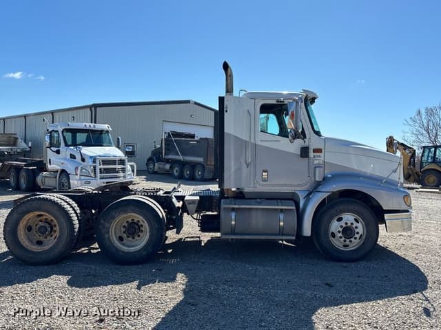 Image of International 9200i equipment image 3