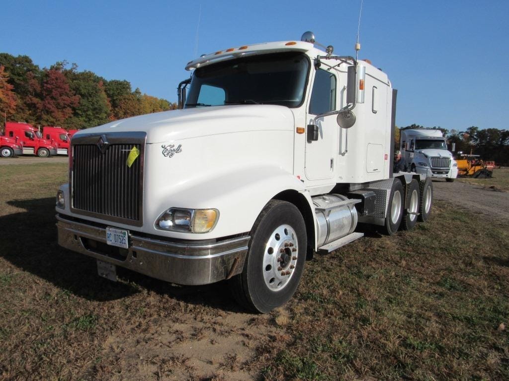 Main image International 9400