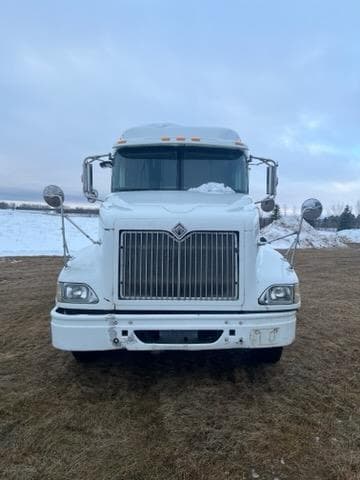 Image of International 9400 equipment image 1