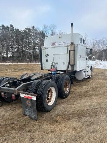 Image of International 9400 equipment image 3