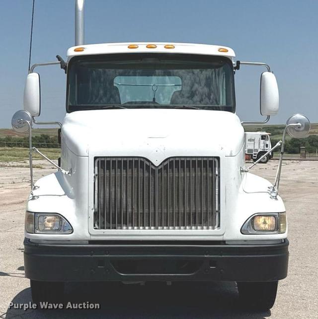 Image of International 9400i equipment image 1