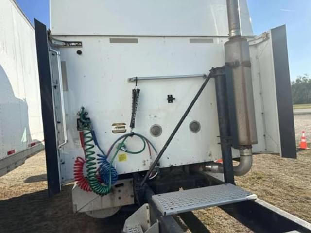 Image of International 9400i equipment image 4