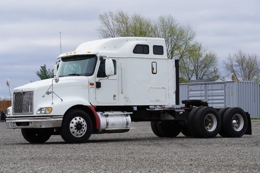 Main image International 9400i