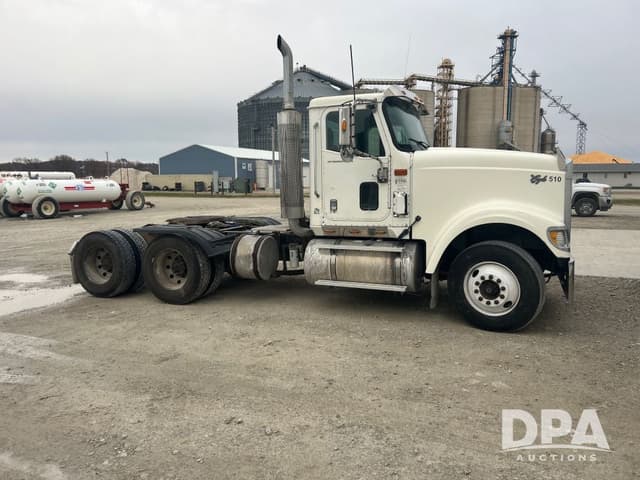 Image of International 9900I equipment image 1