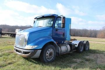 Main image International 8600