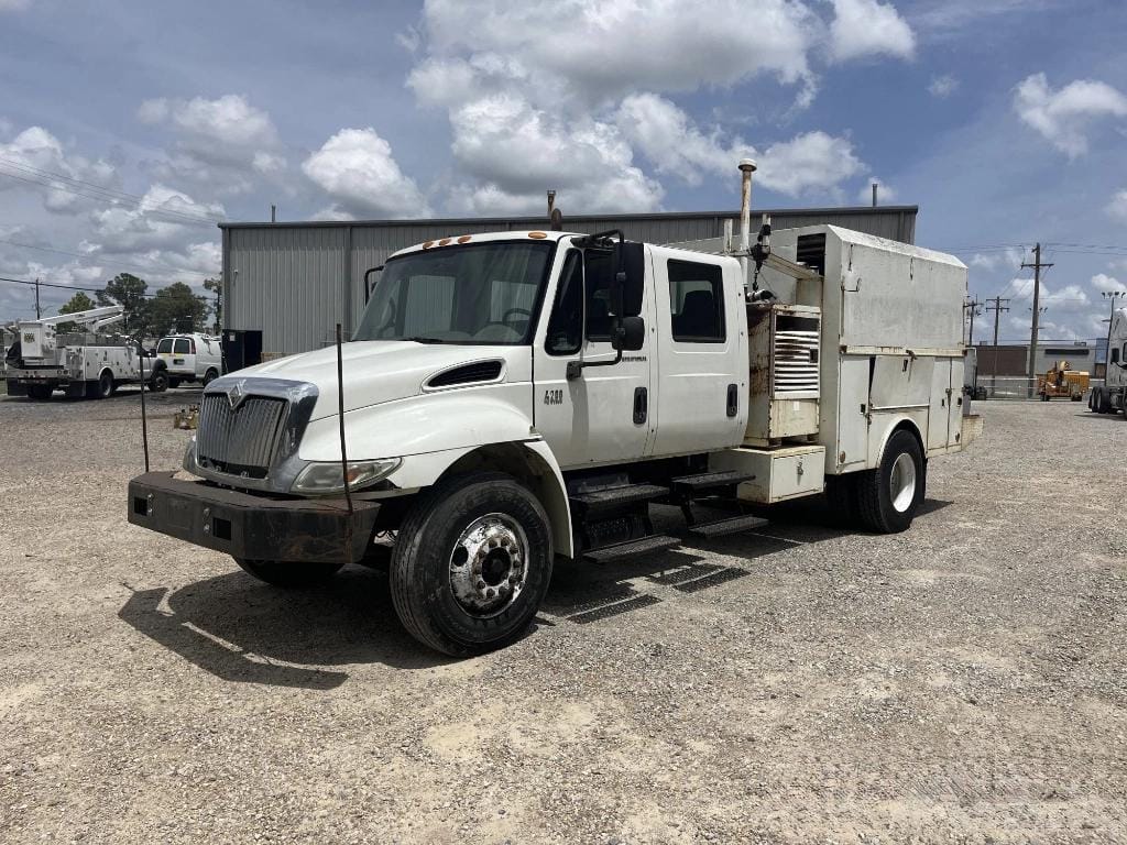 2006 International Durastar 4200 Equipment Image0
