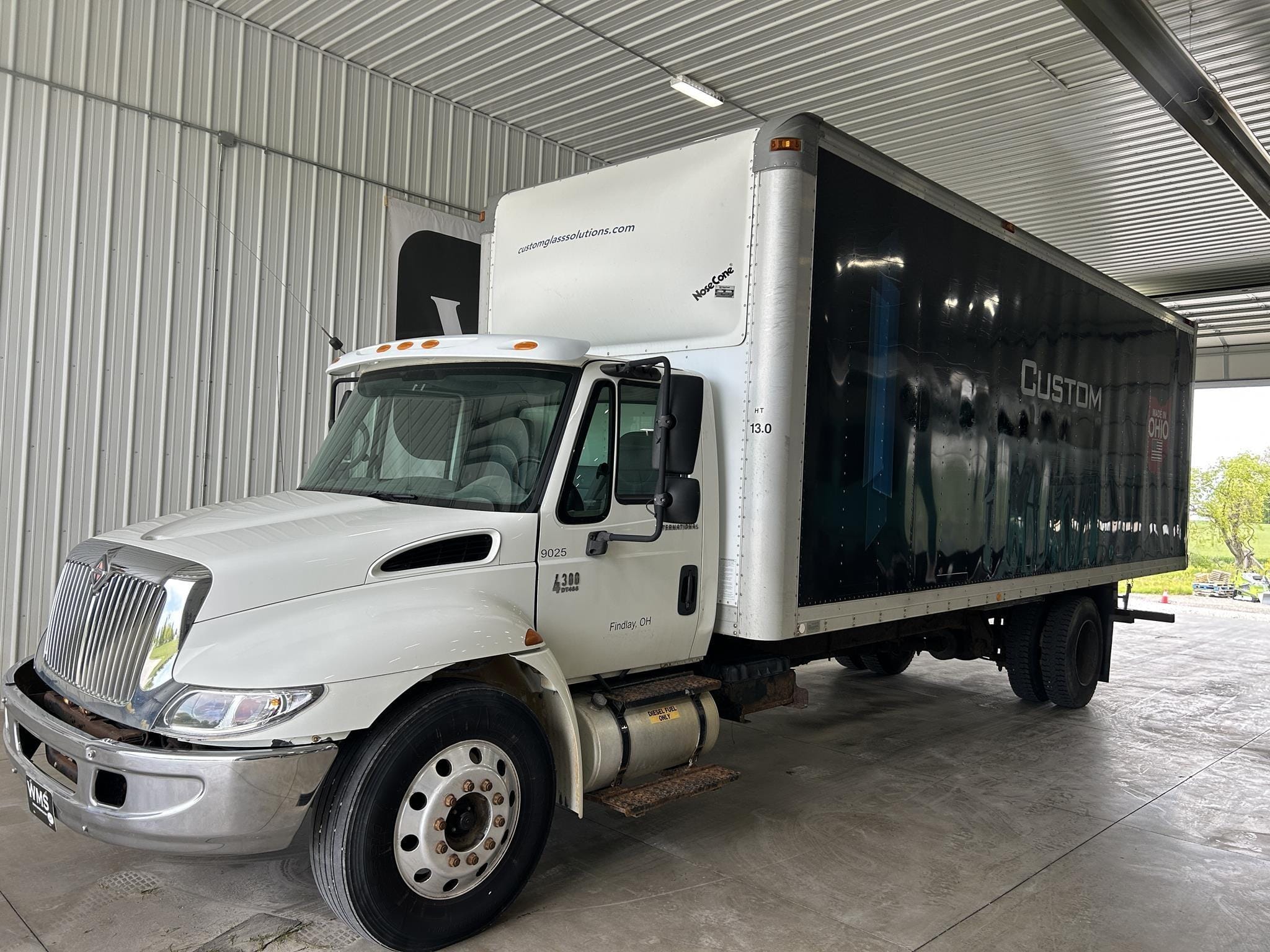 2006 International Durastar 4300 Equipment Image0