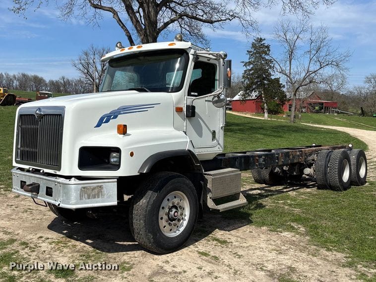 2006 International Paystar 5600I Equipment Image0